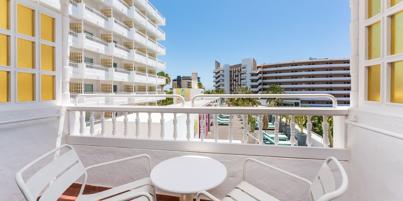 With balcony Hotel Gold By Marina Playa del Inglés